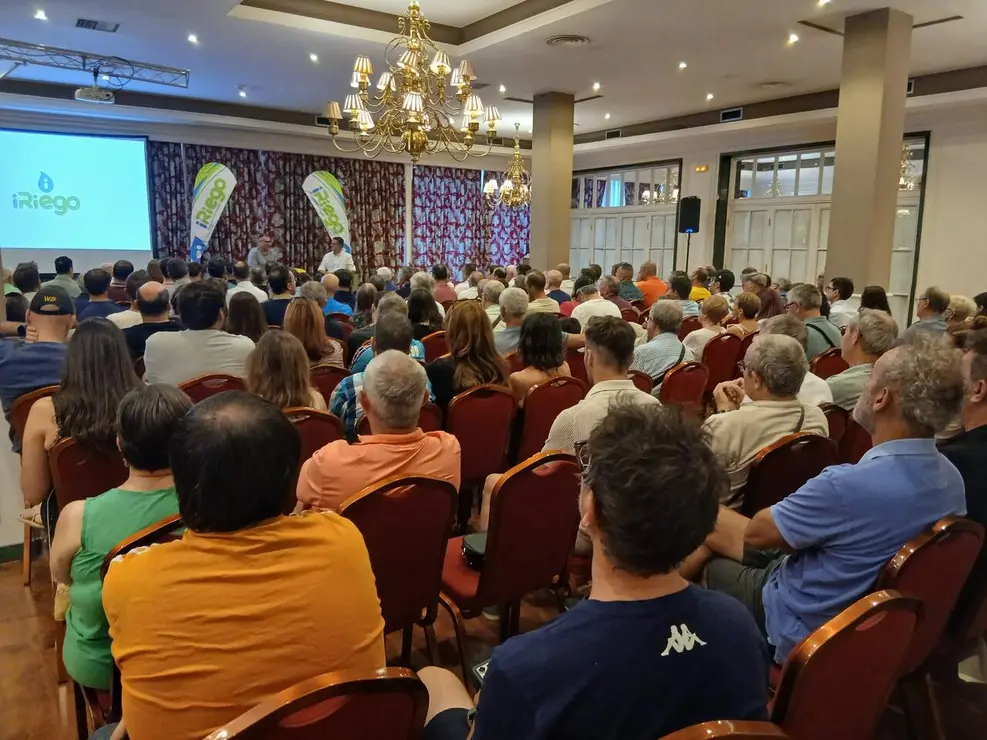 Charla de Xavi Fern&aacute;ndez 1