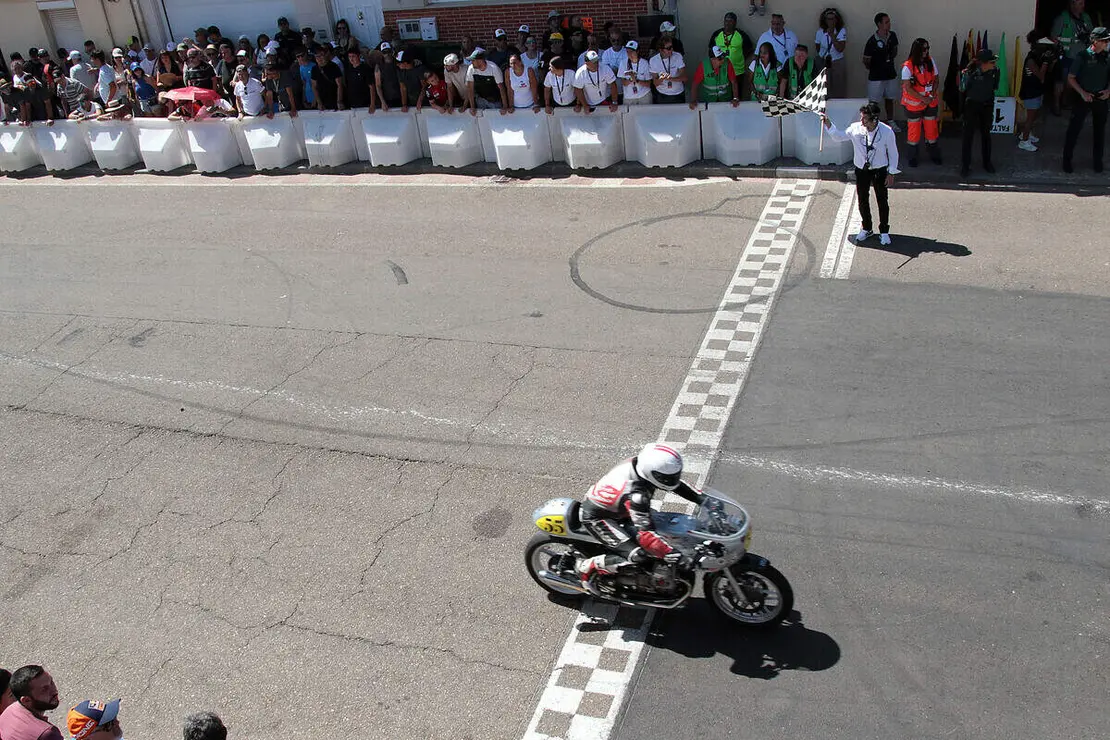 Gran Premio de Velocidad Ciudad de La Ba&ntilde;eza; en la imagen, competici&oacute;n de Eurotwins
