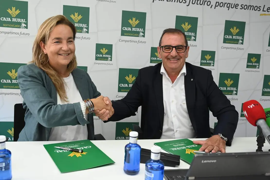 Presentaci&oacute;n del patrocinio de Caja Rural a la Cultural y Deportiva Leonesa