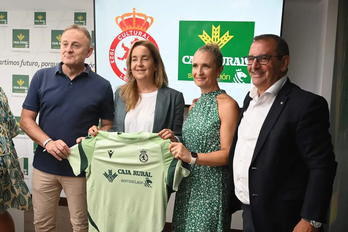 Presentaci&oacute;n del patrocinio de Caja Rural a la Cultural y Deportiva Leonesa