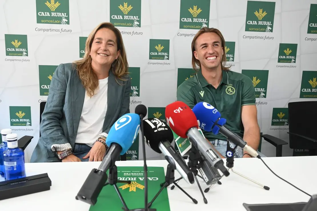Presentaci&oacute;n del patrocinio de Caja Rural a la Cultural y Deportiva Leonesa