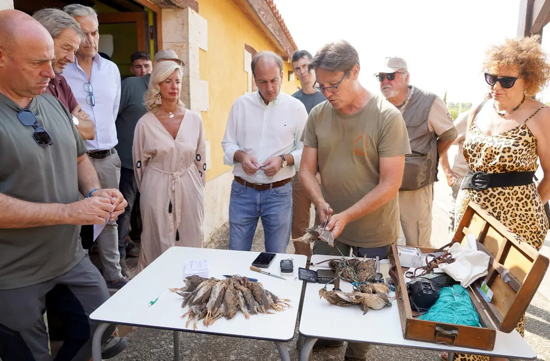 El consejero de Agricultura, Ganader&iacute;a, Medio Rural y Pol&iacute;tica Ambiental, Joaqu&iacute;n Antonio Pino, presenta la apertura de la media veda en Castilla y Le&oacute;n