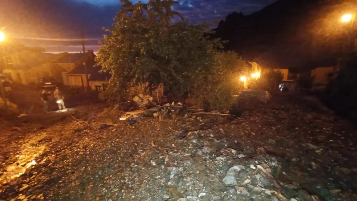 Riada en el pueblo de Manzanedo de Valdueza (Le&oacute;n)
