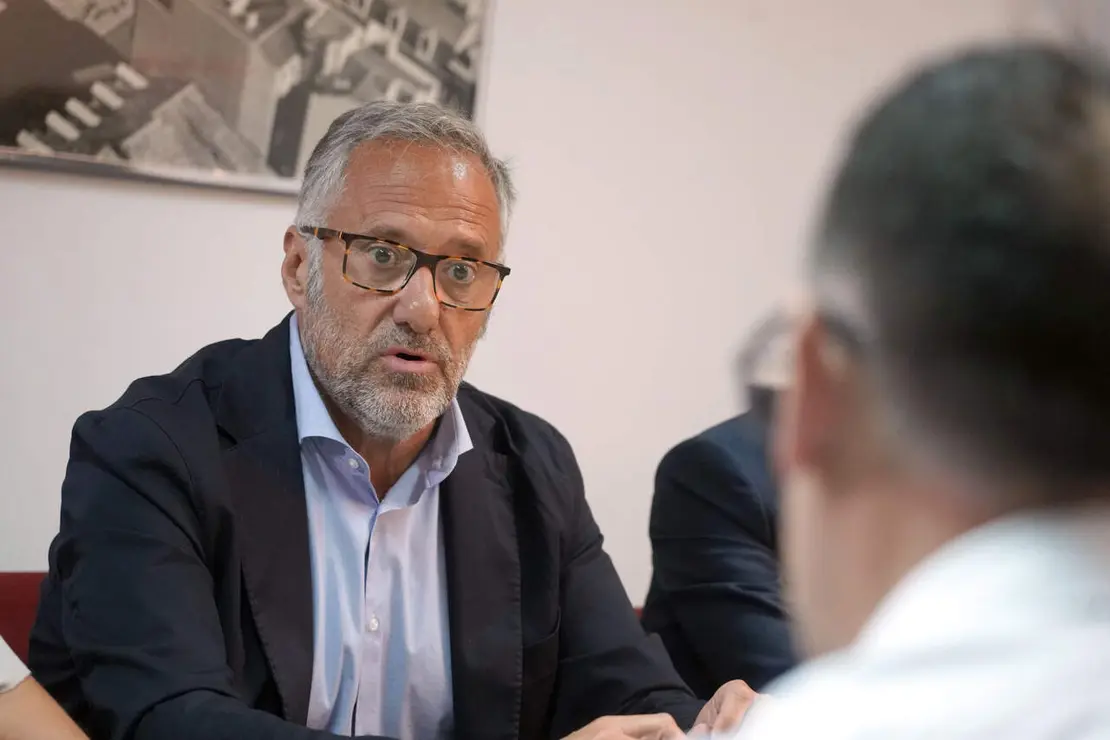 El vicepresidente primero de la Junta y consejero de Desregulaci&oacute;n, Familia y Ayudas Sociales, Carlos Poll&aacute;n, visita el centro de menores Zambrana.
