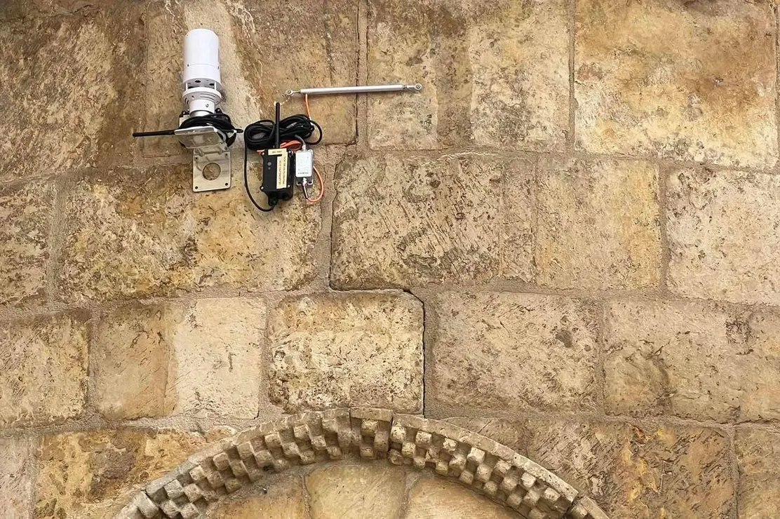 El director general de Patrimonio Cultural, Jos&eacute; Ram&oacute;n Sola, visita la iglesia del Mercado en Le&oacute;n