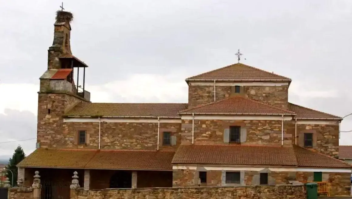 Iglesia de San Rom&aacute;n de la Vega