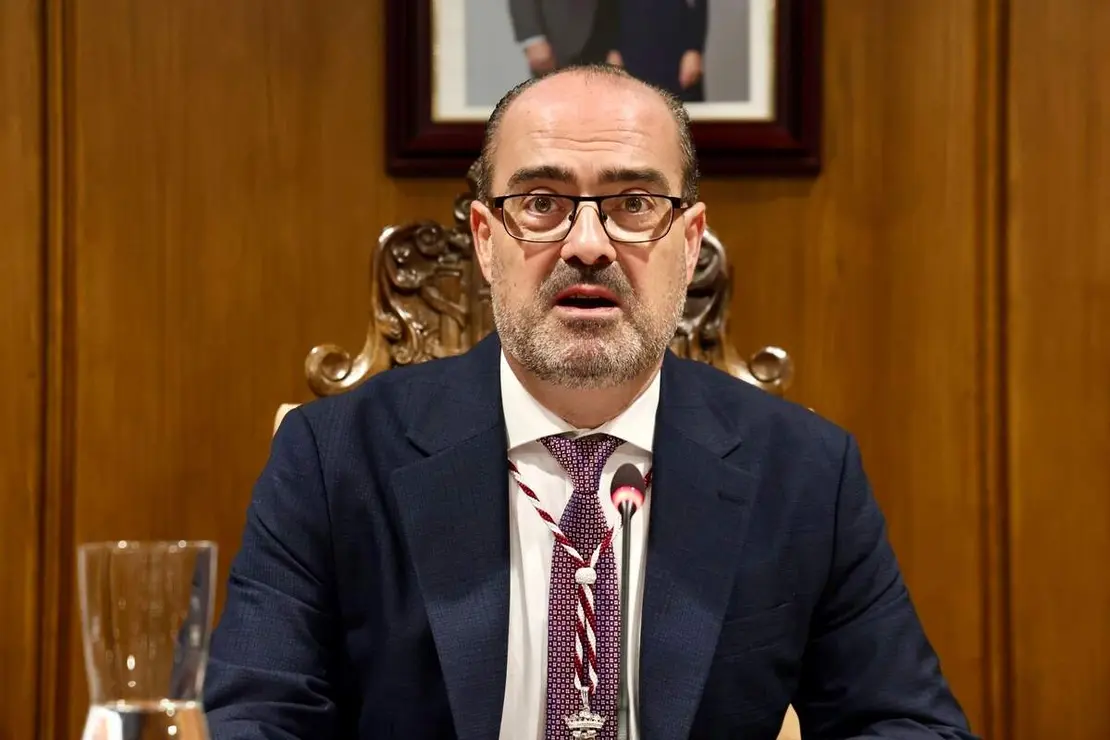 Ponferrada celebra el acto institucional con motivo de la festividad de la Virgen de la Encina y la conmemoraci&oacute;n del LXVIII Aniversario del D&iacute;a de El Bierzo, en el que participan diversas autoridades, entre las que se encuentran el vicepresidente primero y consejero de Desregulaci&oacute;n, Familia y Ayudas Sociales, Carlos Poll&aacute;n, y el consejero de Industria, Universidades, Empleo y Comercio, Juan Carlos Su&aacute;rez-Qui&ntilde;ones
