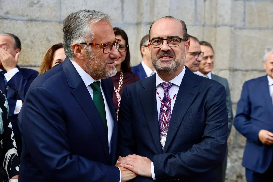 Ponferrada celebra el acto institucional con motivo de la festividad de la Virgen de la Encina y la conmemoraci&oacute;n del LXVIII Aniversario del D&iacute;a de El Bierzo, en el que participan diversas autoridades, entre las que se encuentran el vicepresidente primero y consejero de Desregulaci&oacute;n, Familia y Ayudas Sociales, Carlos Poll&aacute;n, y el consejero de Industria, Universidades, Empleo y Comercio, Juan Carlos Su&aacute;rez-Qui&ntilde;ones