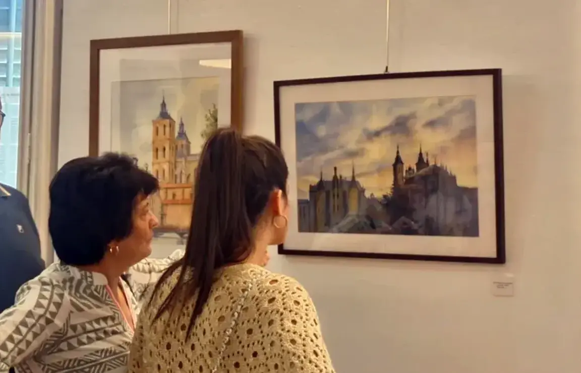 La Casa de Le&oacute;n en Madrid acoge una exposici&oacute;n de veinticinco acuarelas de Pilar Jos&eacute;, artista astorgana afincada en Ponferrada. Foto: Casa de Le&oacute;n en Madrid.