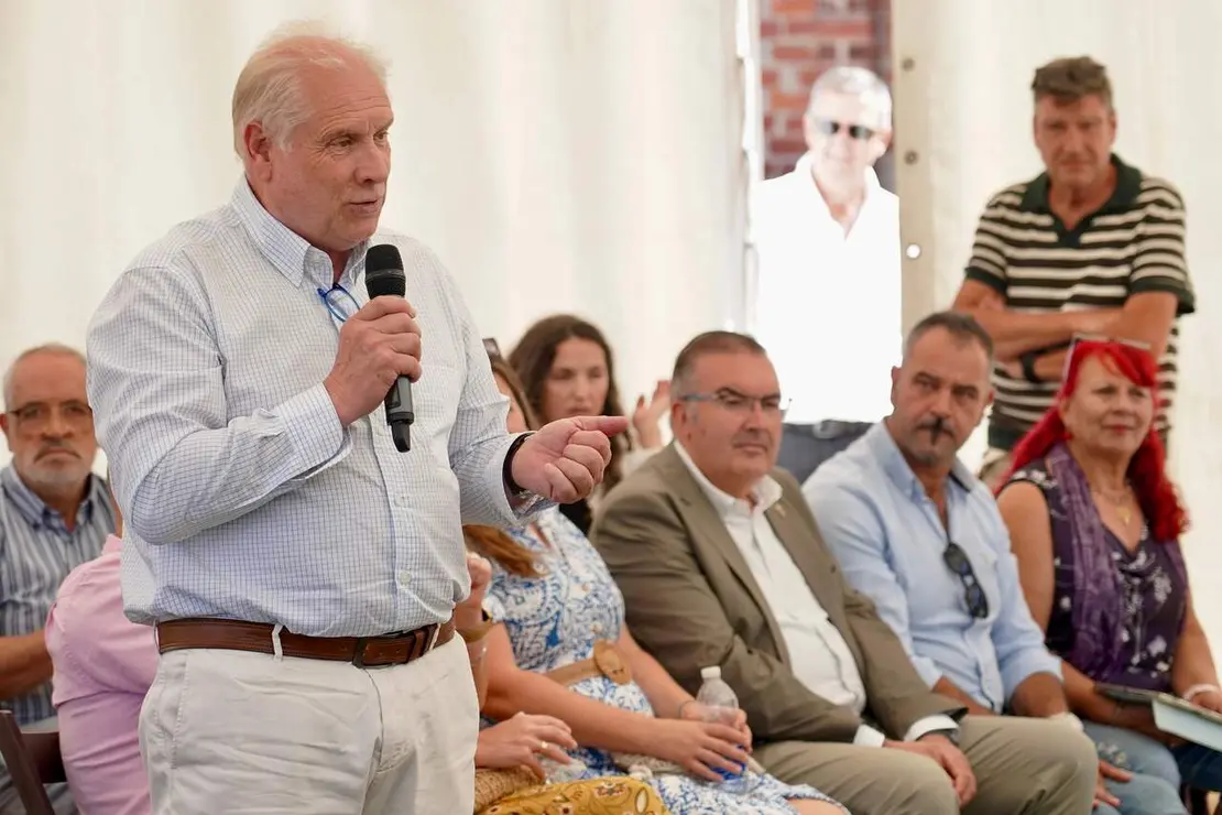 Gran Concejo promovido por el ILC que se celebra en Mansilla de las Mulas (Le&oacute;n)
