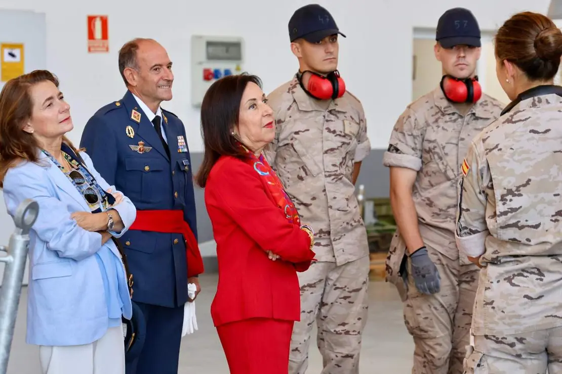 MARGARITA ROBLES BASE (11)