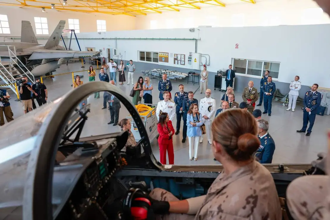 visita-a-actividades-docentes-en-la-academia-bsica-del-aire-y-del-espacio-aba-aerdromo-militar-de-len-foto-rubn-somontemde_55526418317_o