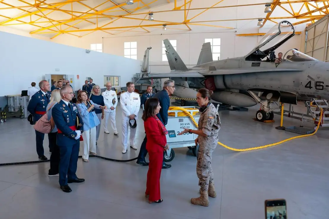 visita-a-actividades-docentes-en-la-academia-bsica-del-aire-y-del-espacio-aba-aerdromo-militar-de-len-foto-rubn-somontemde_55527537333_o