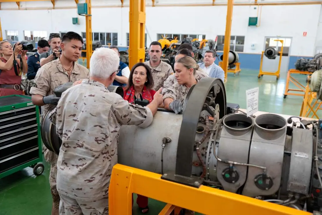 visita-a-actividades-docentes-en-la-academia-bsica-del-aire-y-del-espacio-aba-aerdromo-militar-de-len-foto-rubn-somontemde_55527586064_o