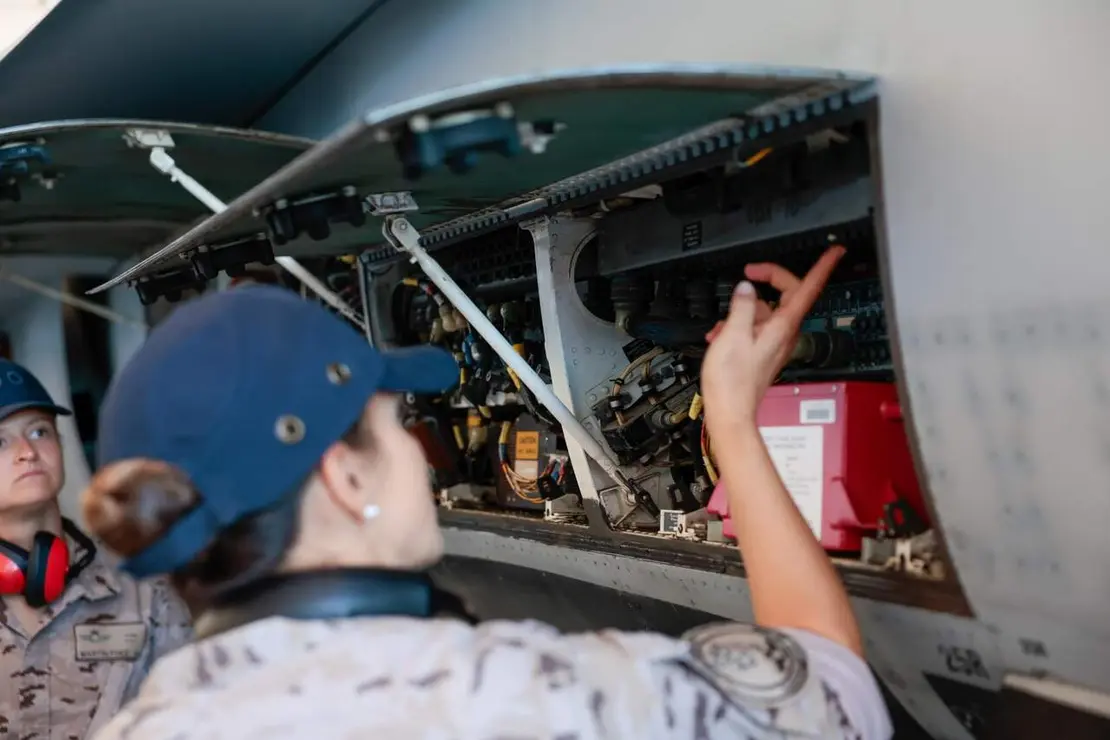 visita-a-actividades-docentes-en-la-academia-bsica-del-aire-y-del-espacio-aba-aerdromo-militar-de-len-foto-rubn-somontemde_55527587554_o
