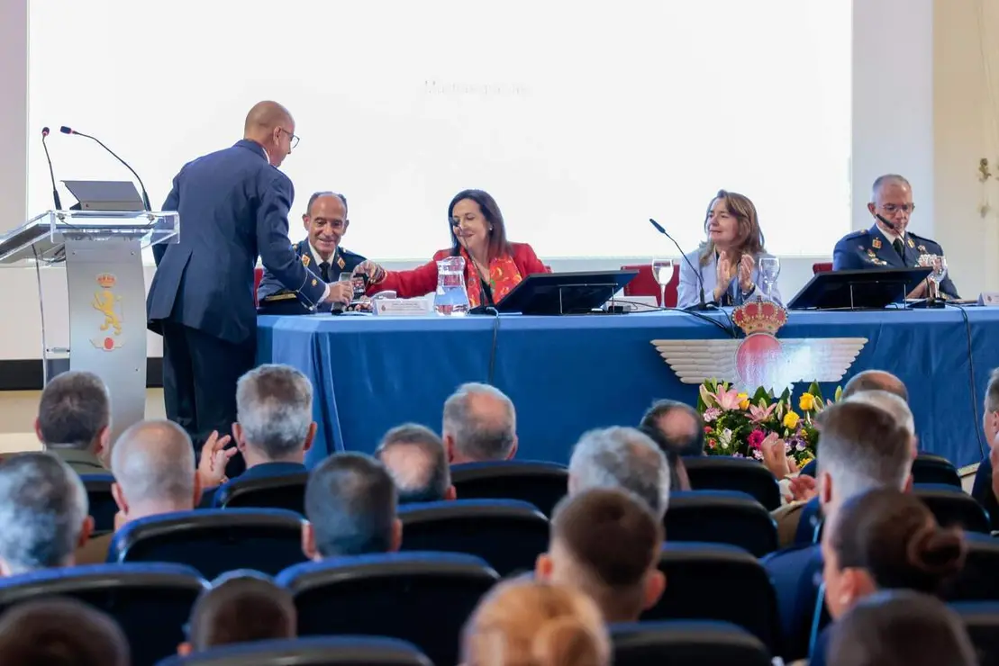 visita-a-actividades-docentes-en-la-academia-bsica-del-aire-y-del-espacio-aba-aerdromo-militar-de-len-foto-rubn-somontemde_55527652939_o