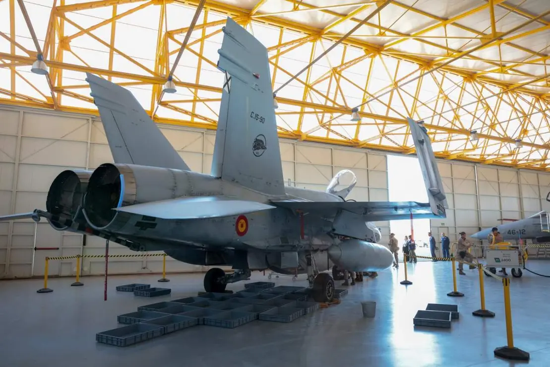 visita-a-actividades-docentes-en-la-academia-bsica-del-aire-y-del-espacio-aba-aerdromo-militar-de-len-foto-rubn-somontemde_55527824545_o