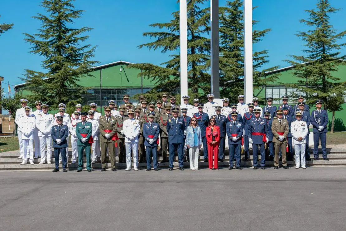 visita-a-actividades-docentes-en-la-academia-bsica-del-aire-y-del-espacio-aba-aerdromo-militar-de-len-foto-rubn-somontemde_55527923145_o