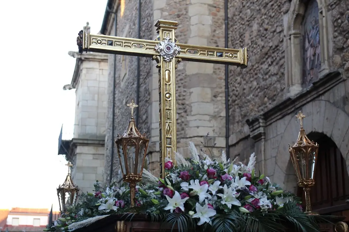Exaltaci&oacute;n de la Santa Cruz (16)