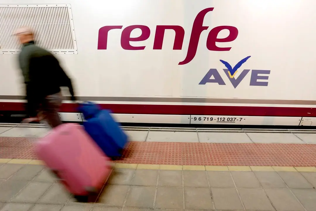 Renfe lanza una campaña de talento entre jóvenes estudiantes.