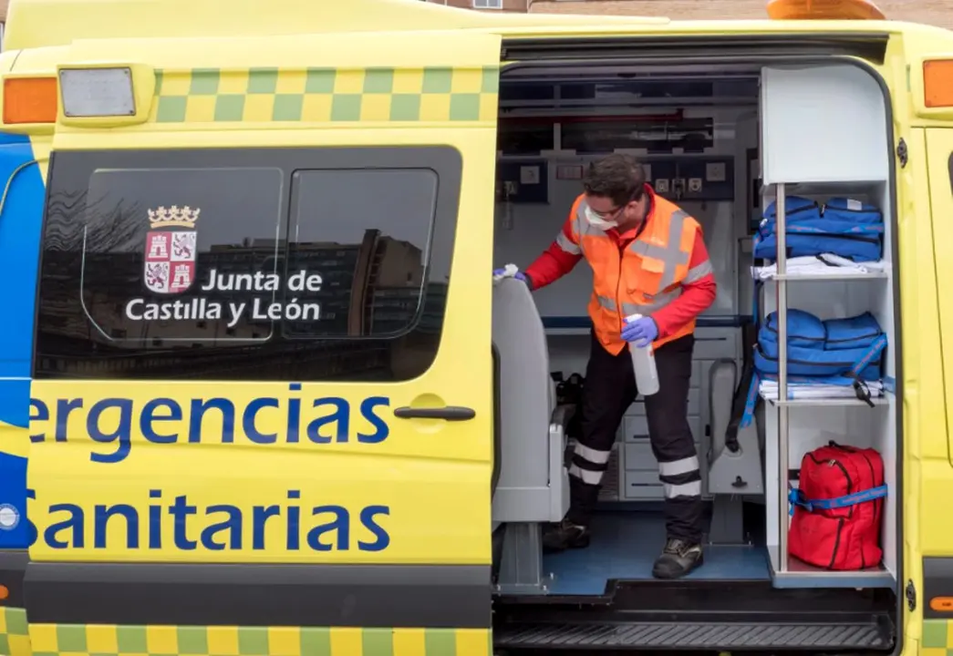 Una ambulancia del servicio de Emergencias 112 del Sacyl.