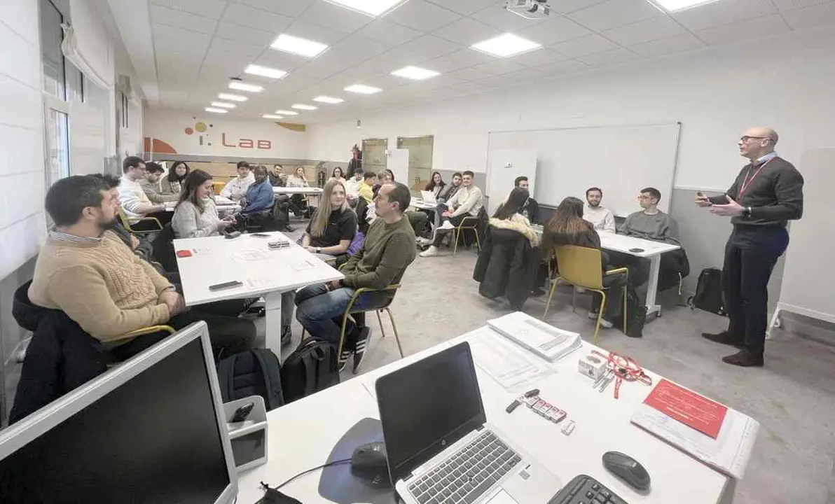 Aula i-Lab donde se celebró el BUGAMAP.