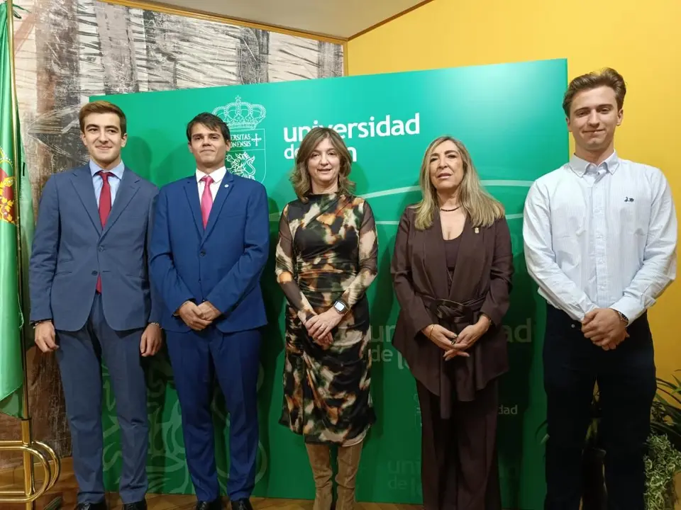 El egresado en Ingeniería Aeroespacial y estudiante del máster en Ingeniería Aeronáutica, Gonzalo Rivera Cueva, es el nuevo presidente de la Junta de Estudiantes de la Universidad de León.