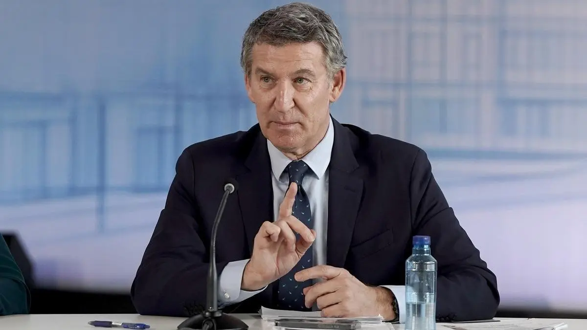 Núñez Feijóo durante una rueda de prensa.