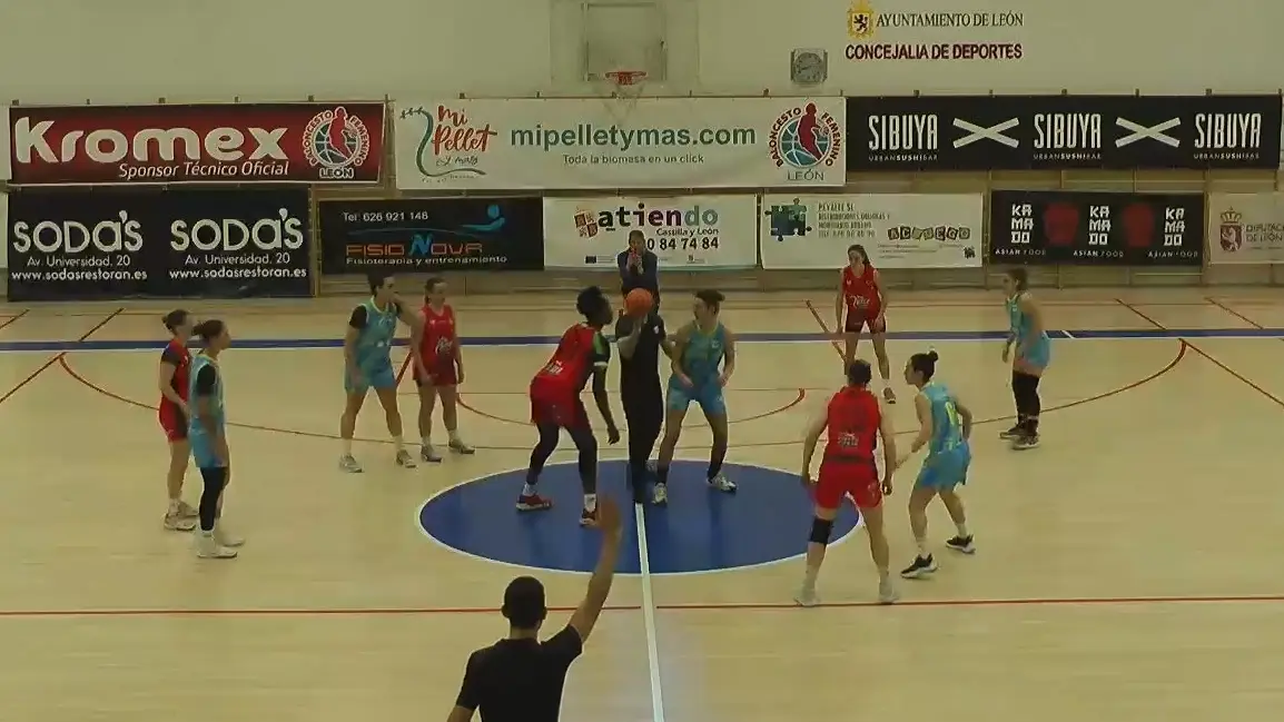 Baloncesto Femenino León en el encuentro frente a Port Management Andratx en el que resultaron vencedoras las leonesas.