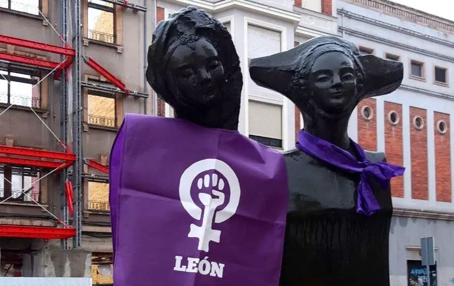 La Plataforma contra la Violencia Machista de León convoca un nuevo 'Lunes sin sol'.