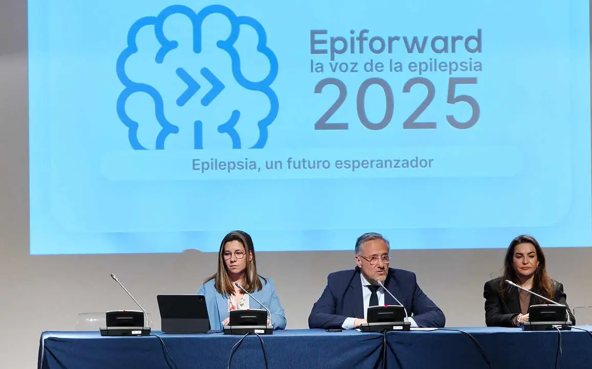Las Cortes de Castilla y León han acogido  un acto con motivo del Día Internacional de la Epilepsia, que se celebra el segundo lunes de febrero de cada año, organizado por la Federación Española de Epilepsia (FEDE), la Sociedad Española de Epilepsia (SEEP) y la Asociación de personas con epilepsia y sus familias de Castilla y León (ASPECYL).