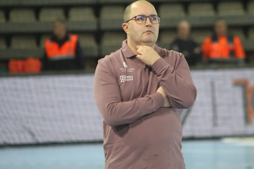 Dani Gordo, durante un entrenamiento del Abanca Ademar.