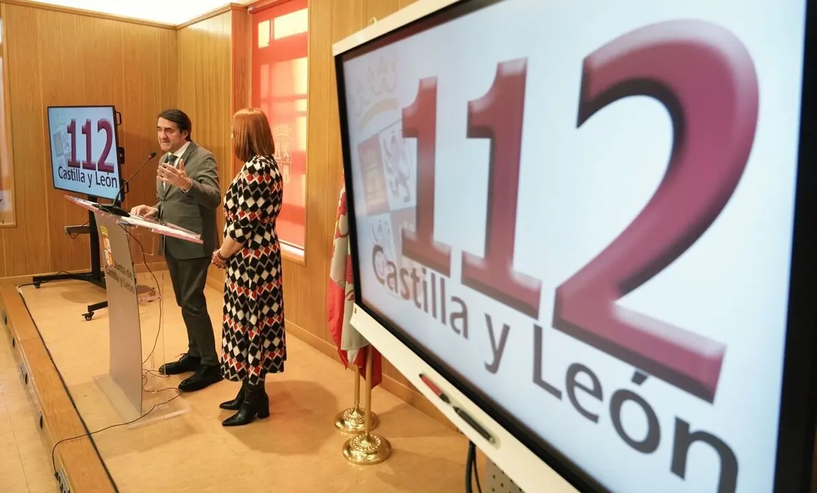 El consejero de Medio Ambiente, Vivienda y Ordenación del Territorio, Juan Carlos Suárez-Quiñones, presenta el balance del Servicio de Emergencias 1-1-2 en Castilla y León con motivo de la celebración del Día Europeo del 1-1-2. Foto: Rubén Cacho.