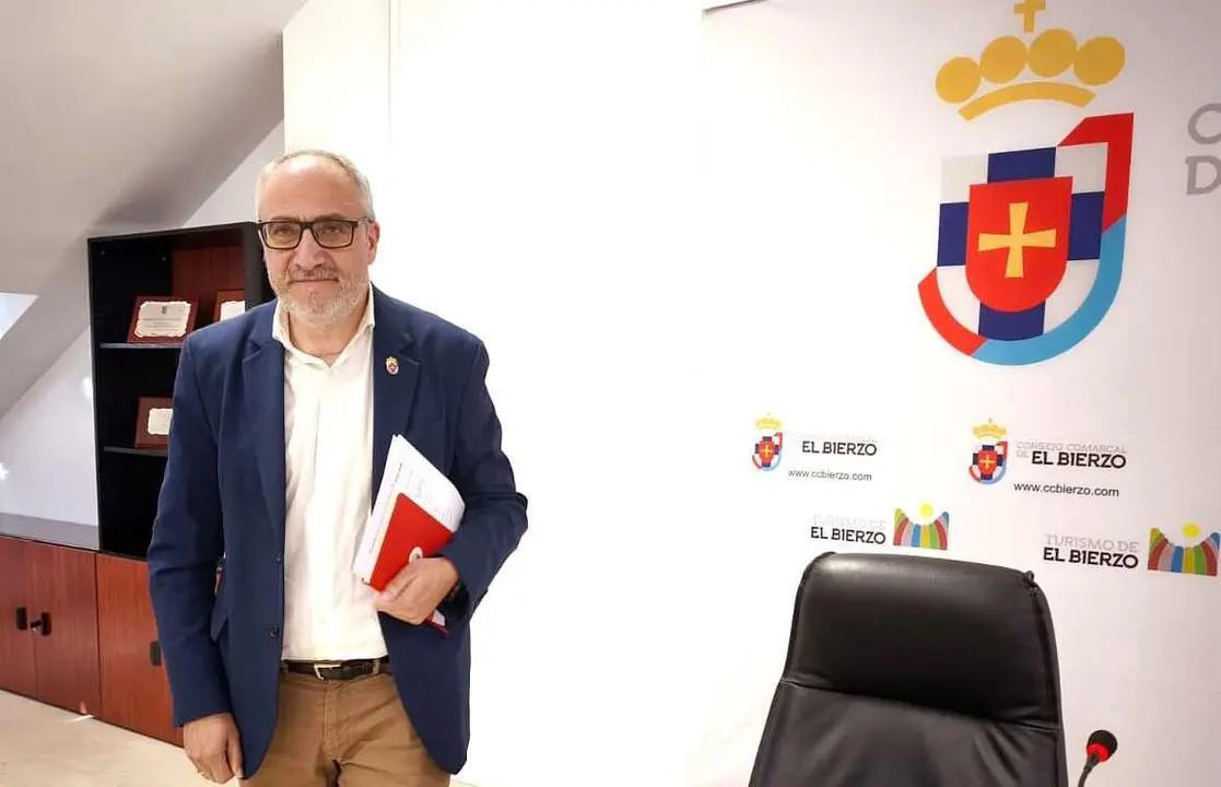 El presidente del Consejo Comarcal del Bierzo, Olegario Ramón.