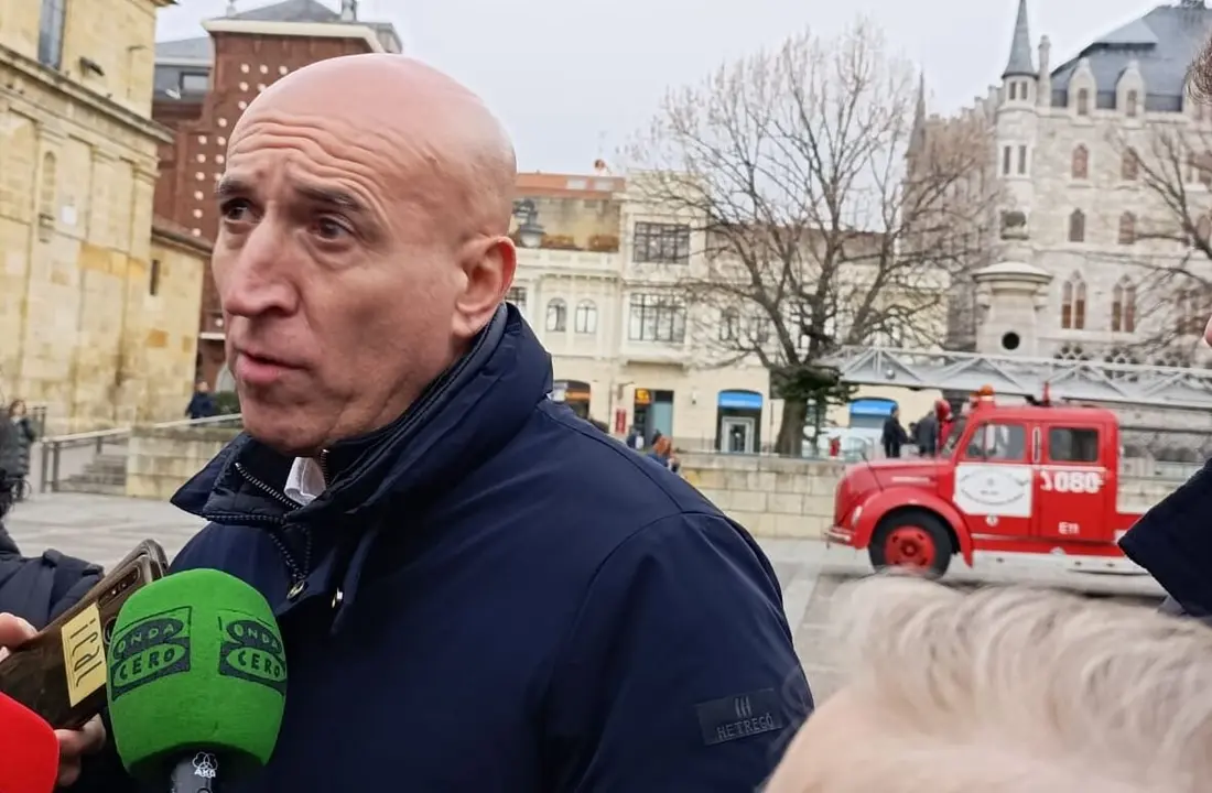 Diez responde a los requerimientos de Coalición por el Bierzo en relación con el 'Lexit'.