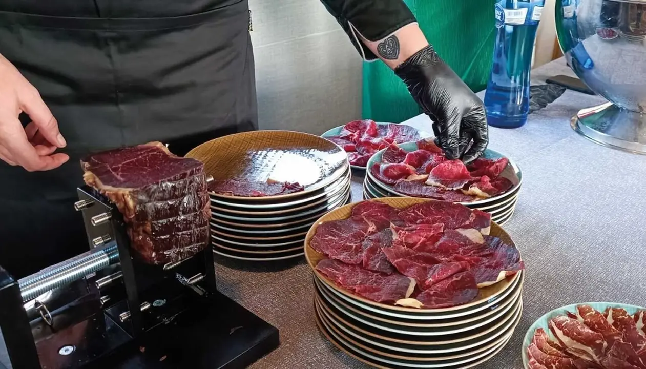 'Cecina de León' cierra 2024 con una producción de 100.000 piezas y con la vista puesta en Japón y Canadá.