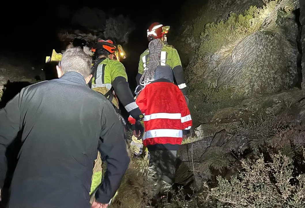 Imagen del operativo de rescate durante su intervención.