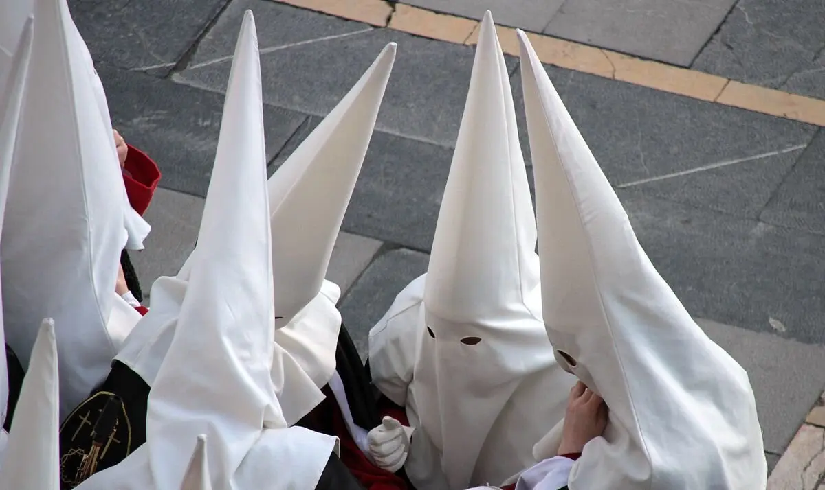 La Semana Santa de León recibe una aportación de 25.000 euros por parte del Ayuntamiento.