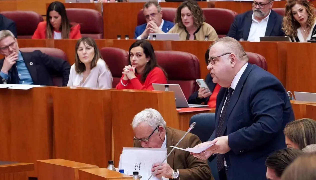 Intervención del consejero de Sanidad Alejandro Vázquez en el Pleno de las Cortes.