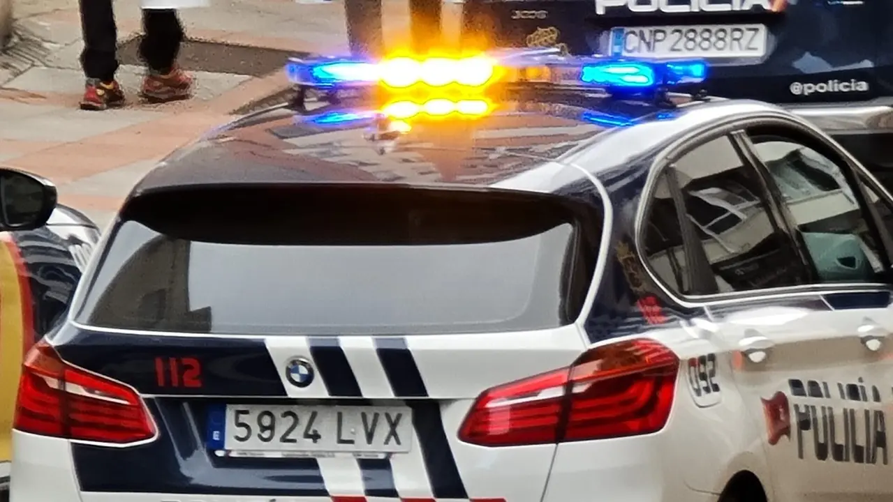 Imagen de una patrulla de la Policía Local de León.