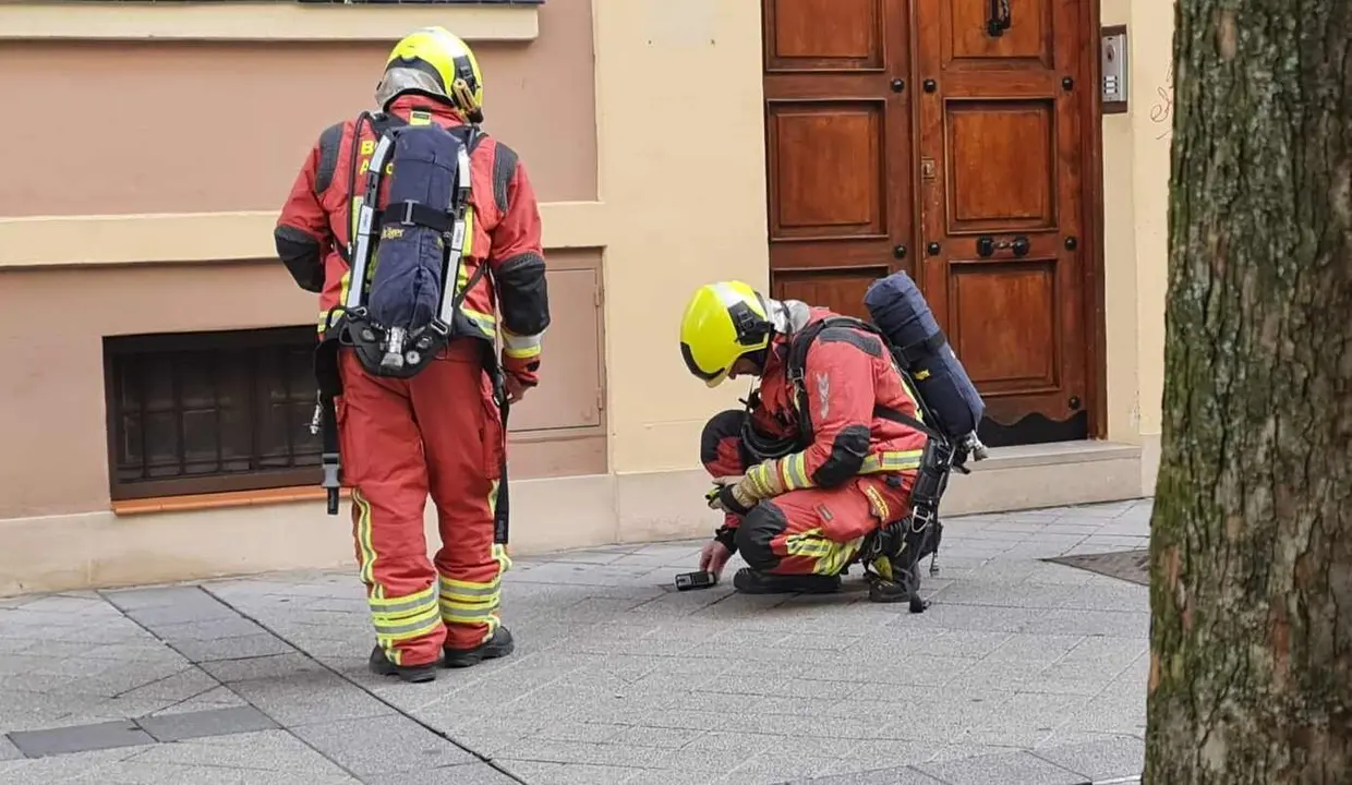 Bomberos de León, durante una intervención en León capital.