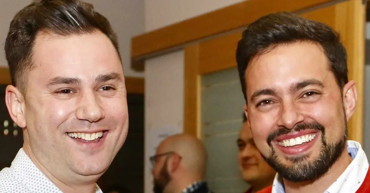 Cendon y Moreno, frente a frente, durante el primer asalto de su pugna por liderar el PSOE.