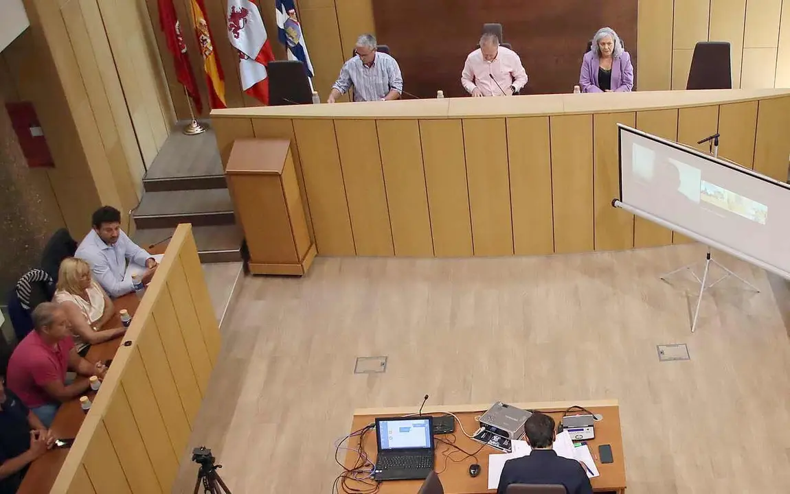 Pleno del Ayuntamiento de Villaquilambre.