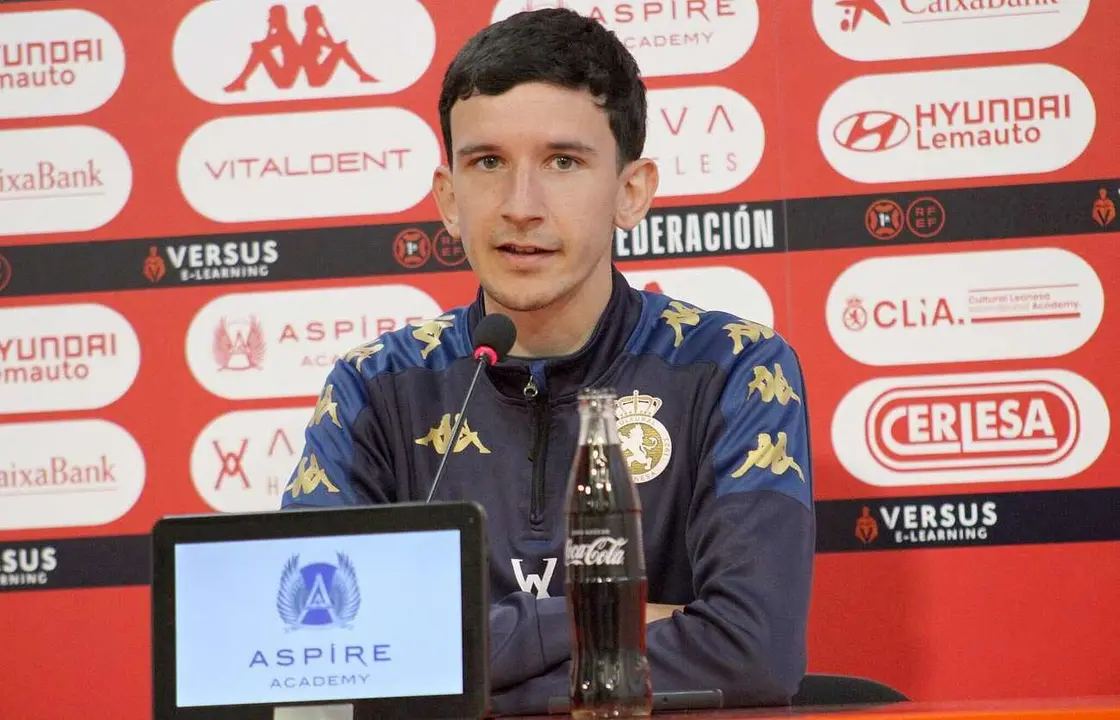 Luis Chacón, durante su rueda de prensa.