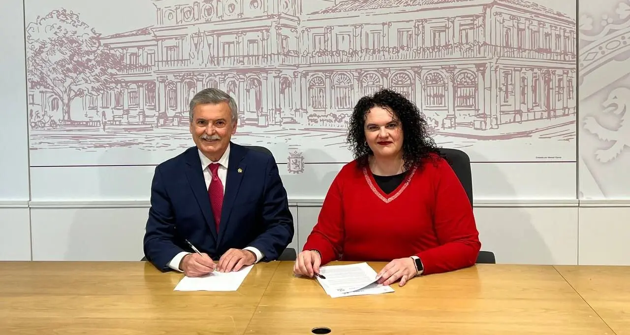 Firma convenio Colegio Odontólogos.