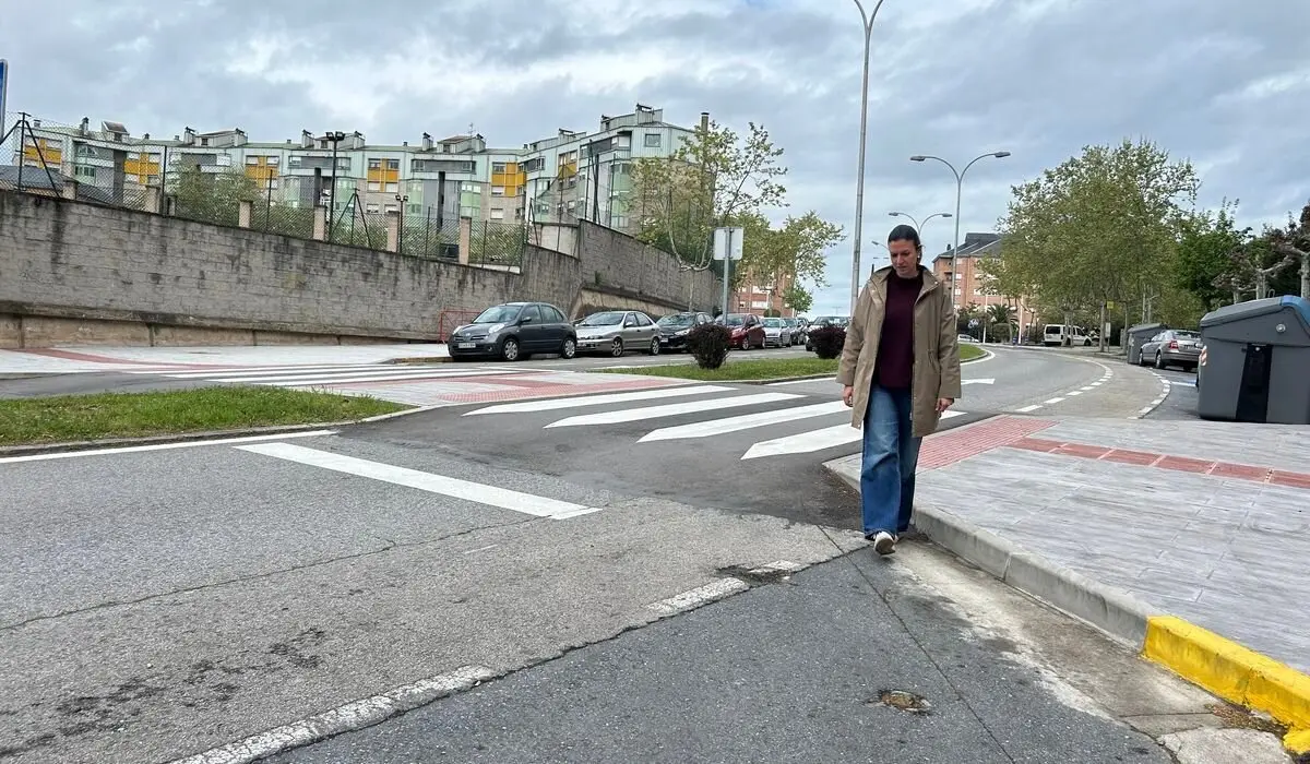 Ponferrada destina 50.000 euros en pasos de cebra sobreelevados y rebaje de badenes en dos calles.