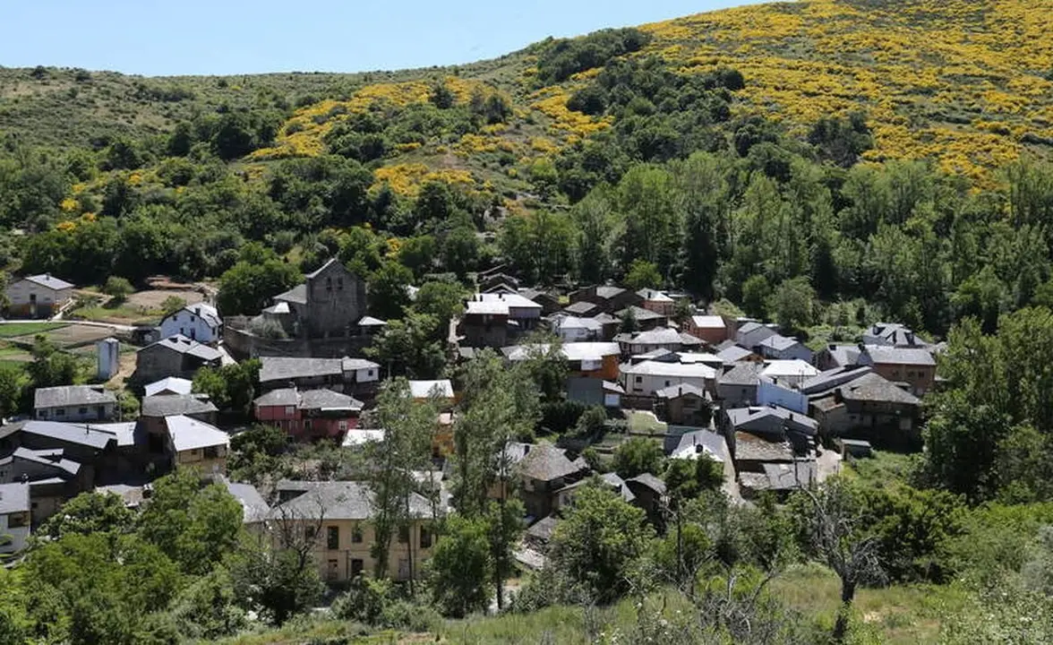 Panorámica de Villanueva de Valdueza.