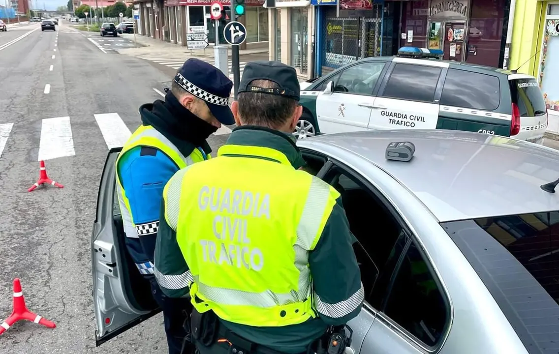 La Guardia Civil estableció un dispositivo especial de Tráfico y Seguridad Ciudadana durante Jueves y Viernes Santo.