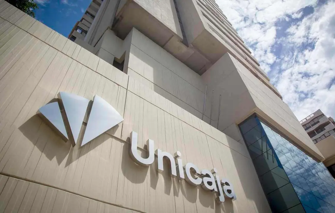 Unicaja Banco apuesta por la formación de su plantilla.