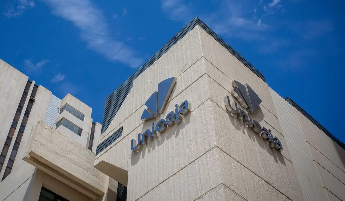 Unicaja y Zenon firman una alianza estratégica para ofrecer soluciones de financiación a empresas a través de deuda privada.